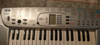 Teclado Casio SA-75 Song Bank