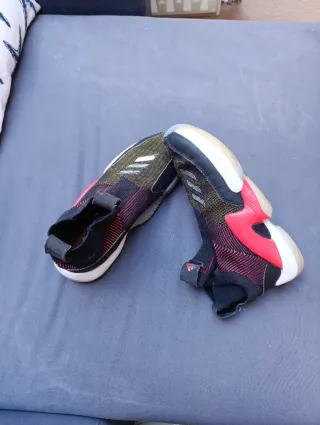 Sneakers Adidas Bambini Nere e Rosse