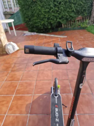 Patinete eléctrico Smartgyro Z One 2