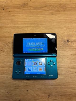 Nintendo 3DS Blu + Caricatore originale + Scheda SD 2GB
