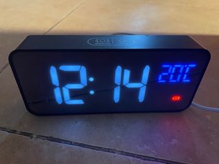 Reloj despertador digital LED con alarma