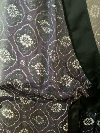 Blusa gasa semitransparente morada