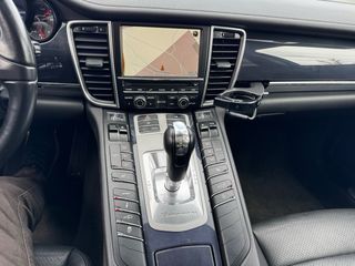 Porsche Panamera 3.6 V6 300cv • Techo • Suspensión