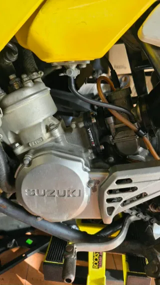 Suzuki RM 85 L Motocross