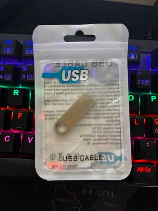 Chiavetta USB 15 in 1 per installazione Windows 10