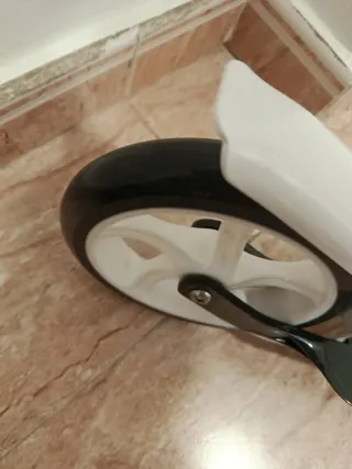 Hudora Big Wheel 180 Patinete