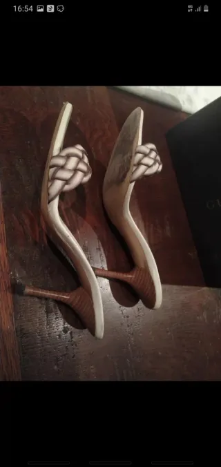 Sandali Gucci con tacco,vedi foto