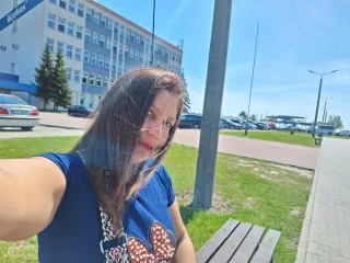 Busco empleo limpieza, repartidor, cuidadora