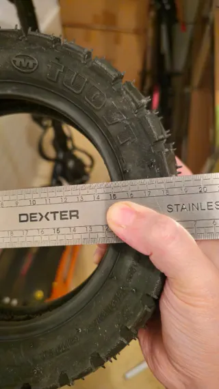 Neumático TUOVT 255x80 (10x3) patinete eléctrico