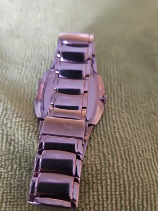 Reloj Pulsar Unisex Plata y Blanco