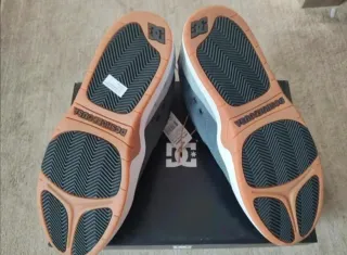 Tenis DC Shoes Talla 41 Gris/Blanco