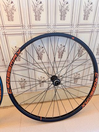 Juego Ruedas KTM Line Shimano TC500 CL
