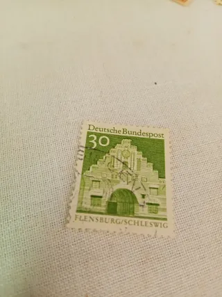 Francobollo Deutsche Bundespost 30