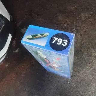 Kayak hinchable sin abrir