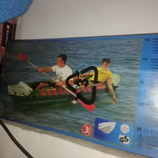 Kayak hinchable sin abrir