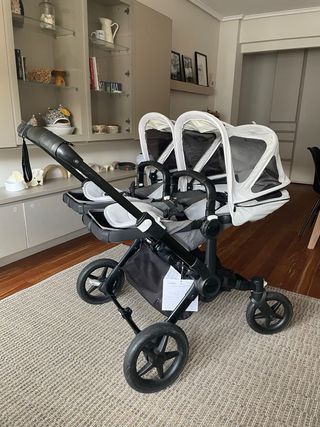 Bugaboo Donkey 5 Gemelar Gris+2tronas de Ikea