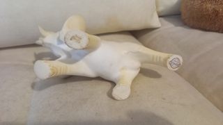 Elefante in polvere di alabastro