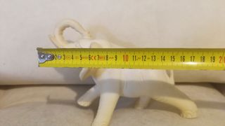 Elefante in polvere di alabastro