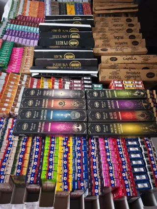 Incienso AUM Magia de Cristal Minerales Naturales