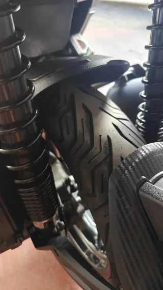 Aprilia SR GT 125 Scooter Automática Negra