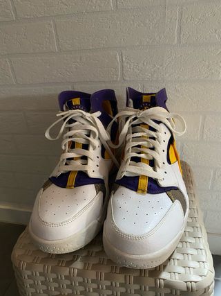 Nike Huarache Lakers Morado Blanco Amarillo