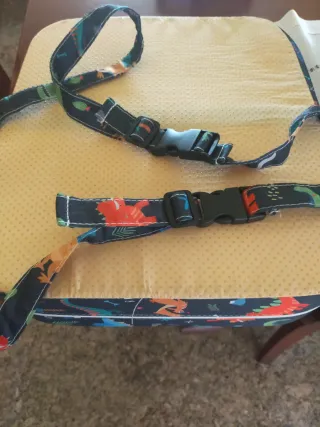 Elevador infantil dinosaurios para silla