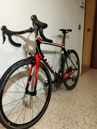 Bicicleta de carretera Madone 3.5
