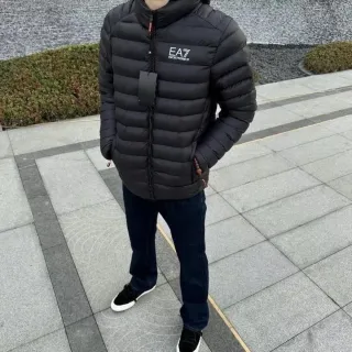 Chaqueta Emporio Armani EA7 Negra Talla M