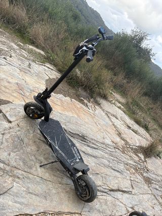 Patinete eléctrico todoterreno