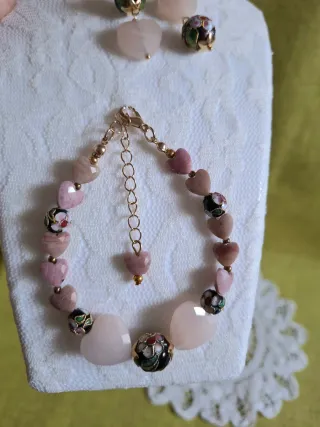 Braccialetto cuori pietra naturale e cloisonné