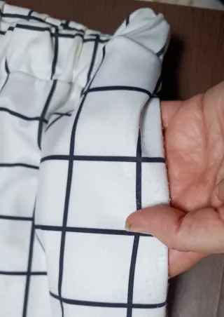 Pantalón cuadros blanco y negro