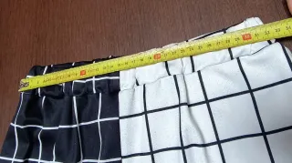 Pantalón cuadros blanco y negro