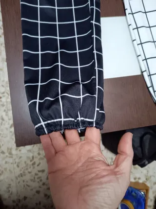 Pantalón cuadros blanco y negro