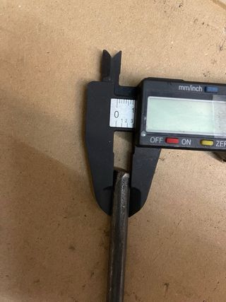 Varillas metálicas en L