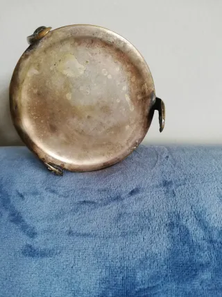 Joyero antiguo bronce con relieves