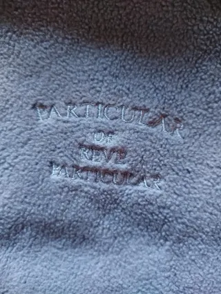 Sudadera polar gris cuello alto