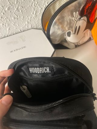 Riñonera Hoodrich Negra