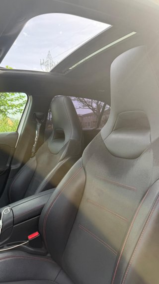 Mercedes-Benz Clase AMG Paquete Premium - Clase A