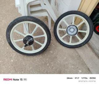 Ruedas Vespino Blancas