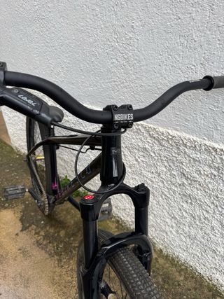Bici Dirt Jump NS Bikes Metropolis 3