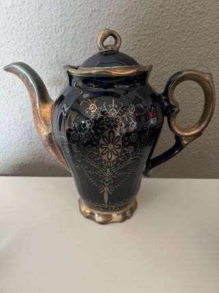 Juego de café azul con detalles dorados