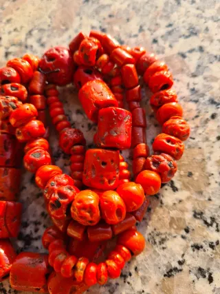 Bracciale  rosso naturale