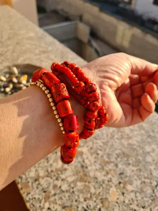 Bracciale  rosso naturale