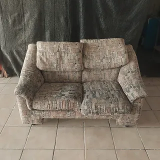 Sofá de 2 plazas tela estampado