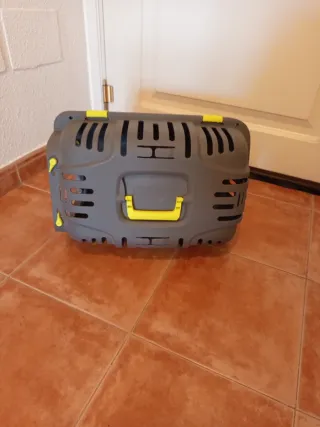 Transportín perro/gato gris y amarillo