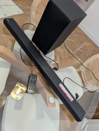 Barra Sonido LG 220W Subwoofer Inalámbrico