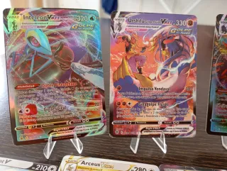 Cartas Pokémon VMAX, V, EX y Entrenador