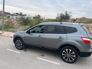 Nissan Qashqai+2 2012