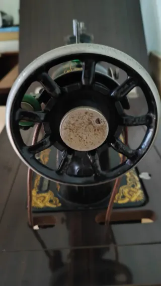 Máquina de coser Singer años 60