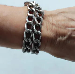 Pulseras Bimba y Lola y Uno de 50